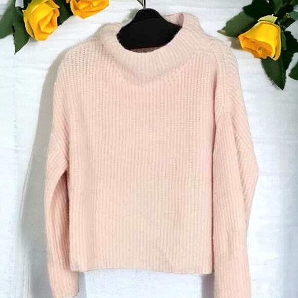Line Womens Size XS Knit Sweater Stretch Peach Color Mock Neck Long Sleeve NWOT - Picture 1 of 11